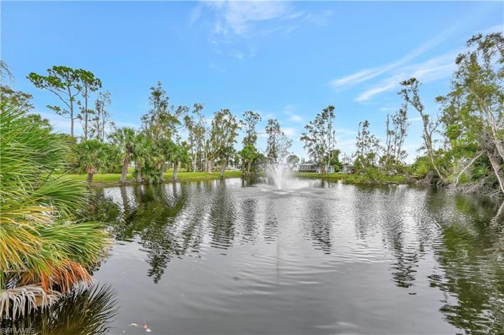 776  Roses  LN, North Fort Myers, FL 33917