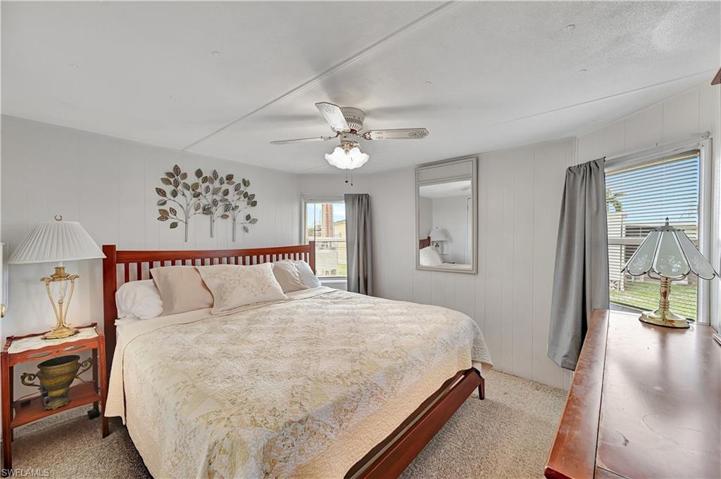 776  Roses  LN, North Fort Myers, FL 33917