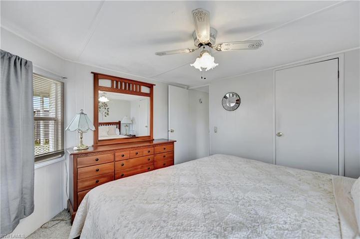 776  Roses  LN, North Fort Myers, FL 33917