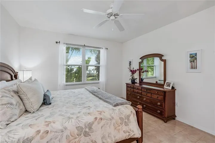 4660  Hawks Nest  WAY, Naples, FL 34114