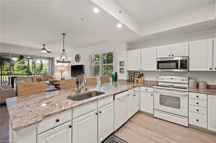 10710  Ravenna  WAY, Fort Myers, FL 33913