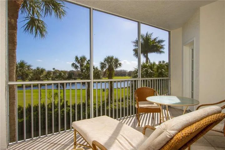 7655  Pebble Creek  CIR, Naples, FL 34108