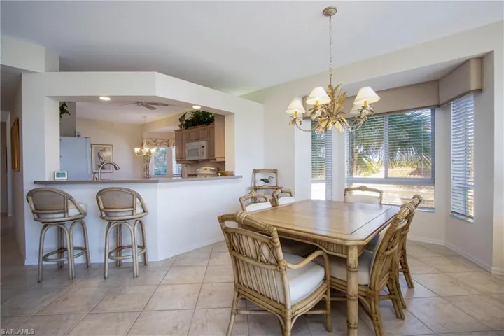 7655  Pebble Creek  CIR, Naples, FL 34108