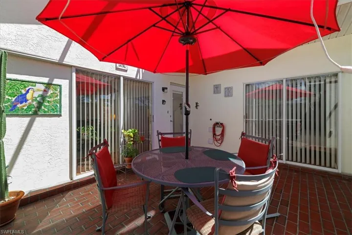 View of patio / terrace with outdoor dining space