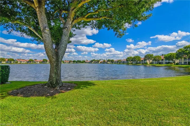 7706 Jewel Ln 102, Naples, Florida 34109