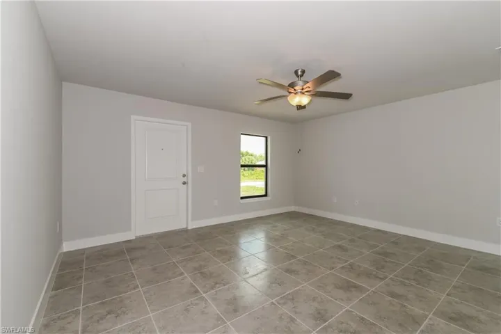 2714 25th St Sw, Lehigh Acres, Florida 33976