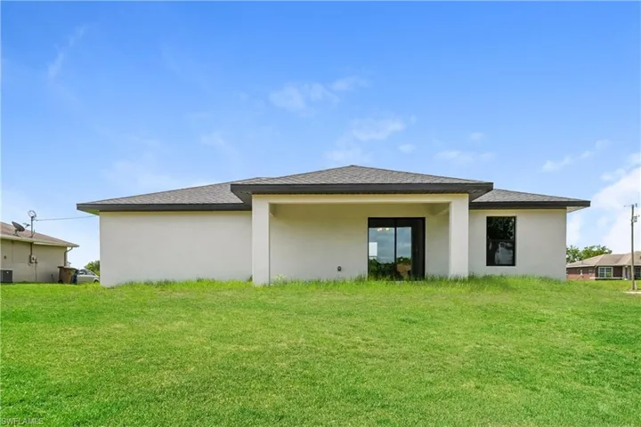2714 25th St Sw, Lehigh Acres, Florida 33976