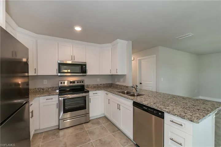 2714 25th St Sw, Lehigh Acres, Florida 33976