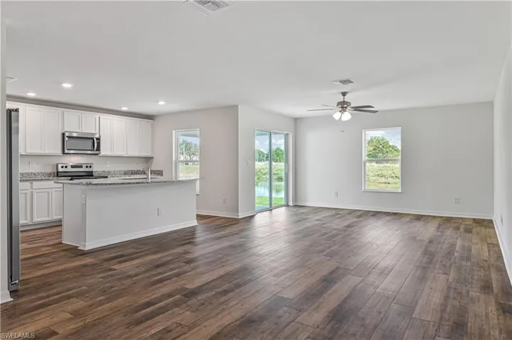 1333  Bush W ST, Immokalee, FL 34142