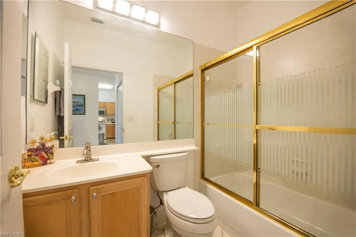 3964 Bishopwood Ct E 1-202, Naples, Florida 34114