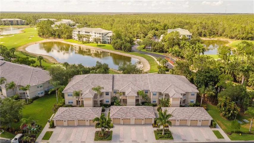 3964 Bishopwood Ct E 1-202, Naples, Florida 34114