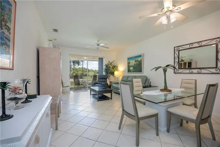 3964 Bishopwood Ct E 1-202, Naples, Florida 34114