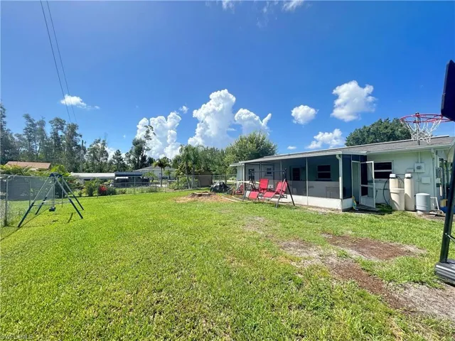 6' chain link fenced in yard