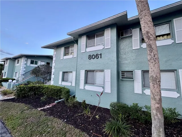 8061 Country Rd 202, Fort Myers, Florida 33919