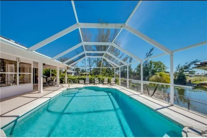 318 Sw 28 St, Cape Coral, Florida 33914