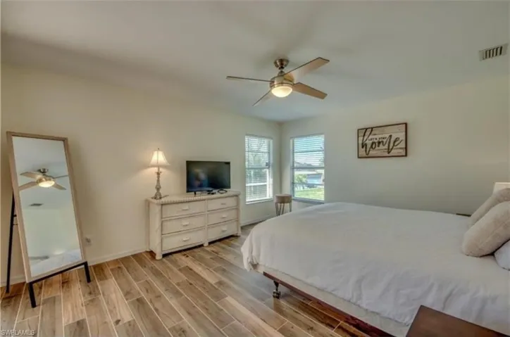 318 Sw 28 St, Cape Coral, Florida 33914