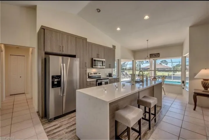 318 Sw 28 St, Cape Coral, Florida 33914