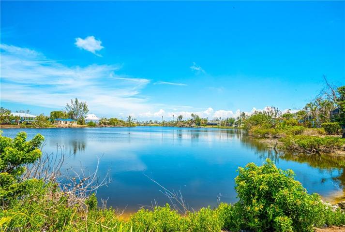 DUNES LAKE VIEW