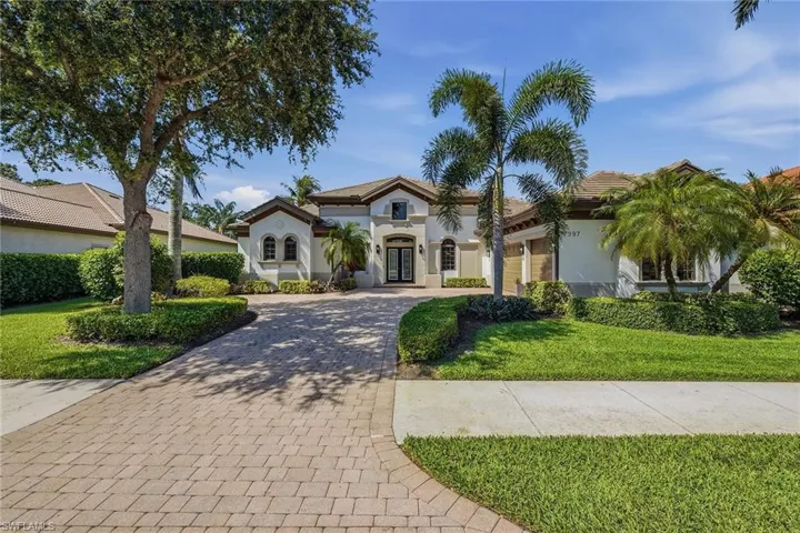 7397  Byrons  WAY, Naples, FL 34113