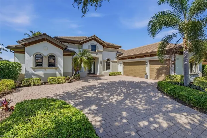 7397  Byrons  WAY, Naples, FL 34113