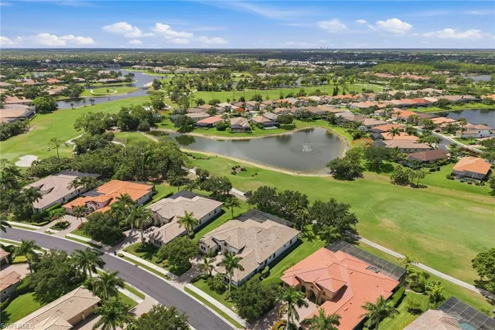 7397  Byrons  WAY, Naples, FL 34113