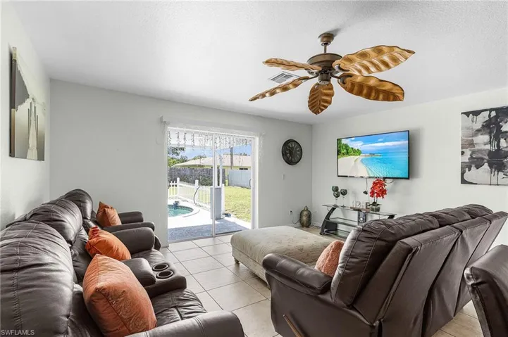 1333 Se 8th Ave 1401, Cape Coral, Florida 33990