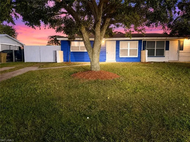 1116  Vineyard  ST, Lehigh Acres, FL 33936