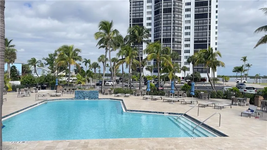 Community pool