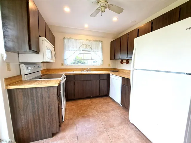 10525 Putnam Ct, Lehigh Acres, Florida 33936
