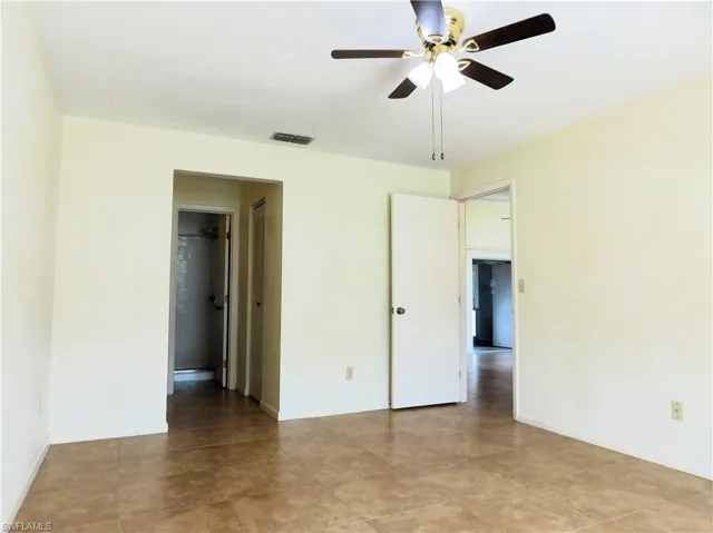 10525 Putnam Ct, Lehigh Acres, Florida 33936