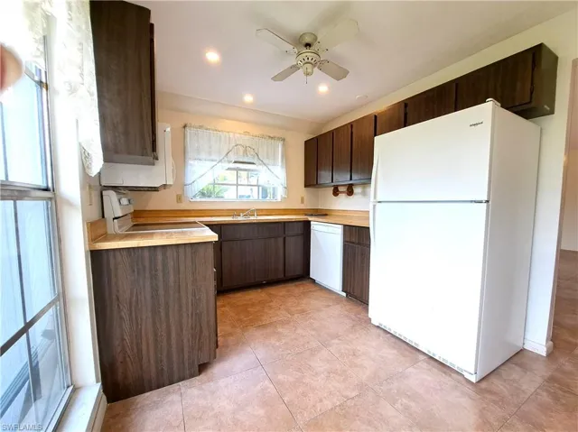 10525 Putnam Ct, Lehigh Acres, Florida 33936