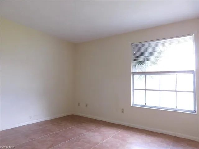 10525 Putnam Ct, Lehigh Acres, Florida 33936
