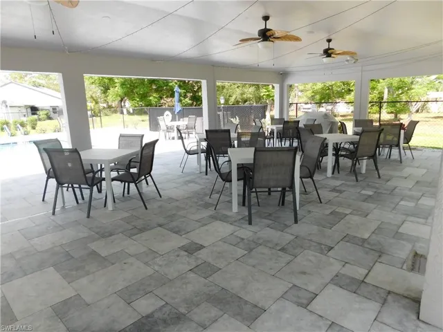 10525 Putnam Ct, Lehigh Acres, Florida 33936