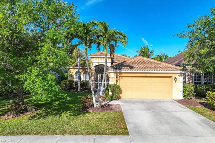 8355  Laurel Lakes  BLVD, Naples, FL 34119