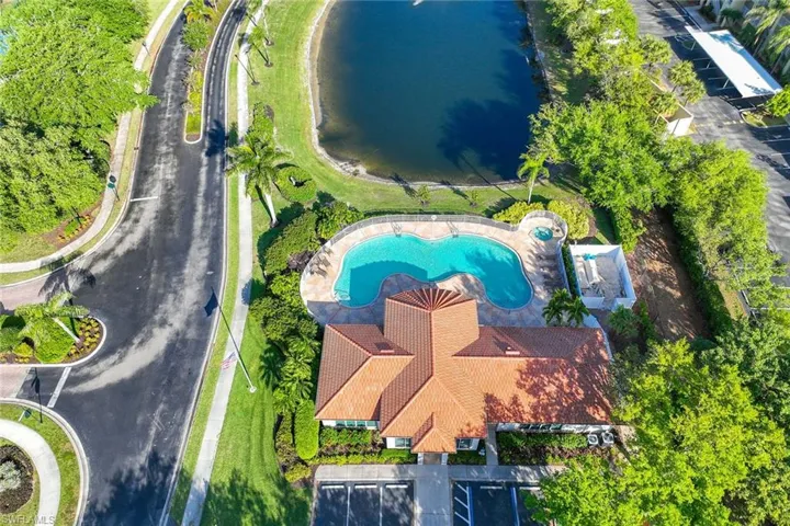8355  Laurel Lakes  BLVD, Naples, FL 34119
