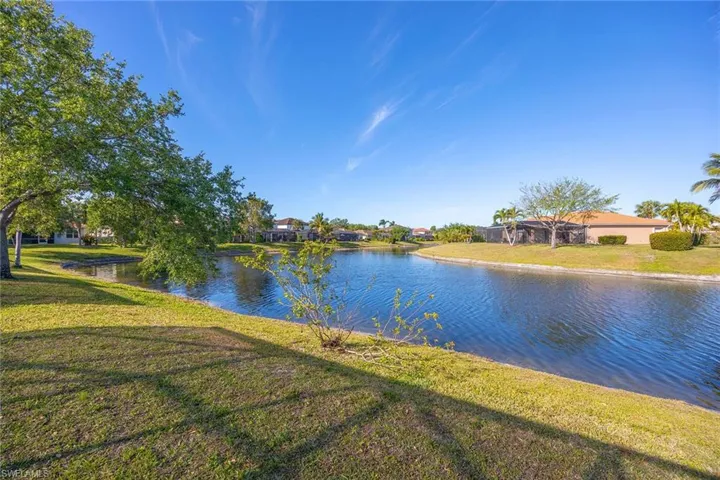 8355  Laurel Lakes  BLVD, Naples, FL 34119