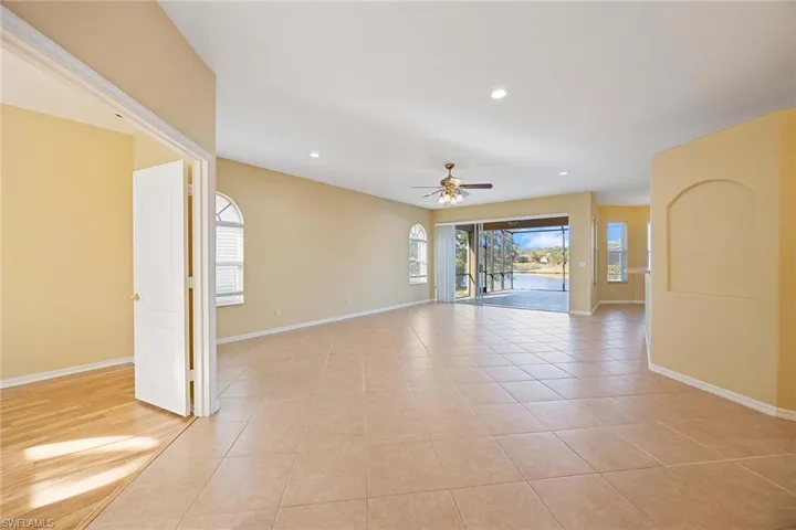 8355  Laurel Lakes  BLVD, Naples, FL 34119