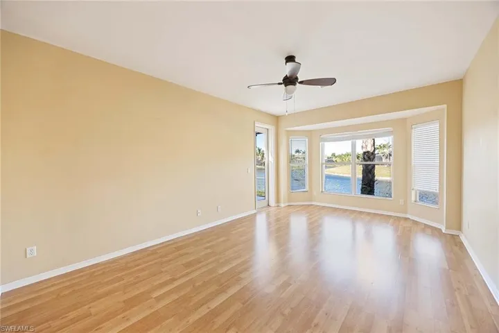 8355  Laurel Lakes  BLVD, Naples, FL 34119
