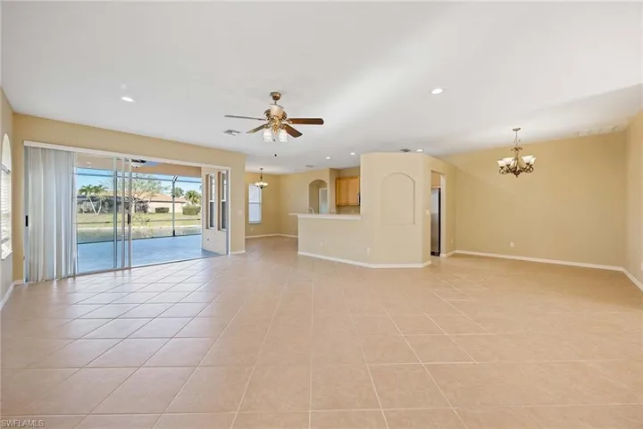 8355  Laurel Lakes  BLVD, Naples, FL 34119