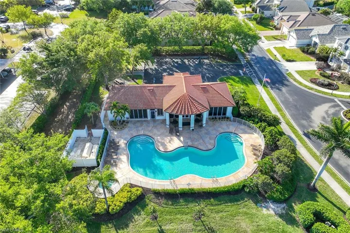 8355  Laurel Lakes  BLVD, Naples, FL 34119