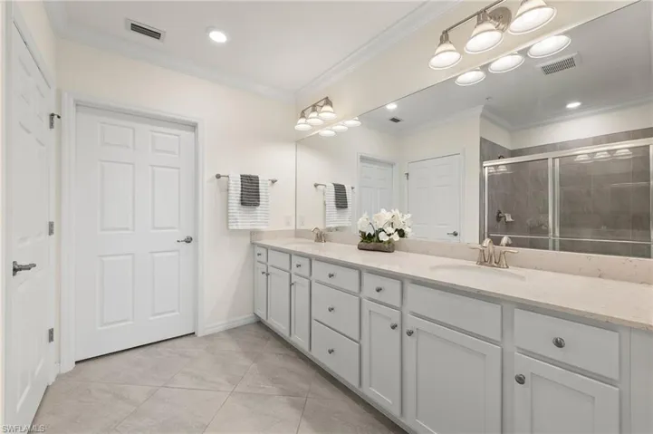 11789  Grand Belvedere  WAY, Fort Myers, FL 33913