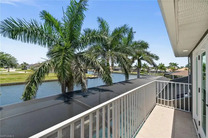 Balcony view to the right