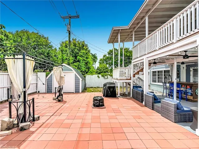 2212 Crystal Dr, Fort Myers, Florida 33907