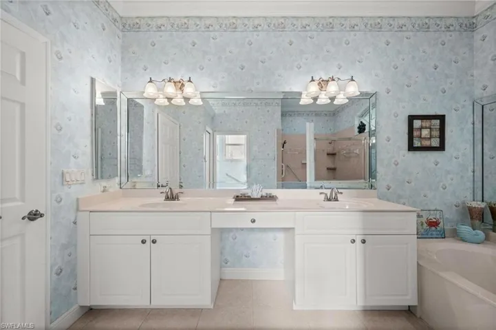 Dual vanities
