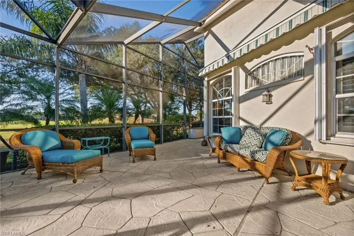 Additional outdoor seating and sunbathing area
