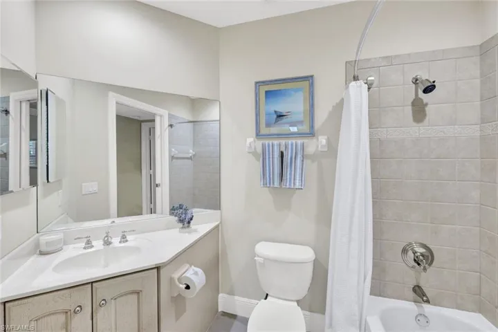 9038  Cascada  WAY, Naples, FL 34114