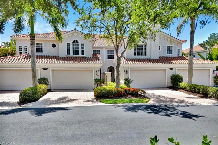 9038  Cascada  WAY, Naples, FL 34114