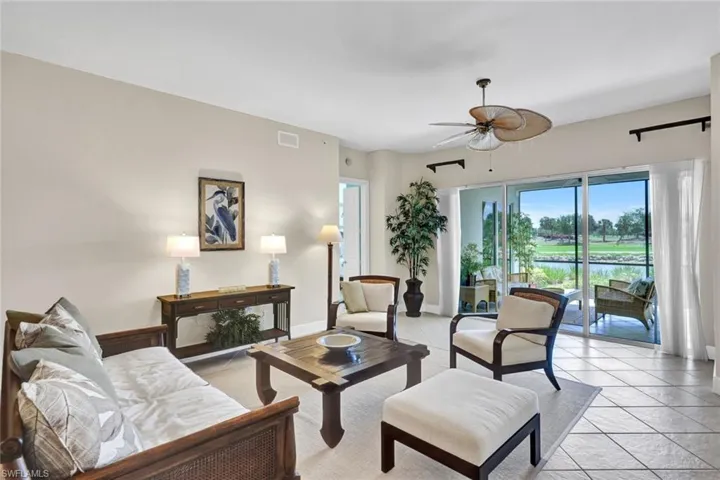 9038  Cascada  WAY, Naples, FL 34114