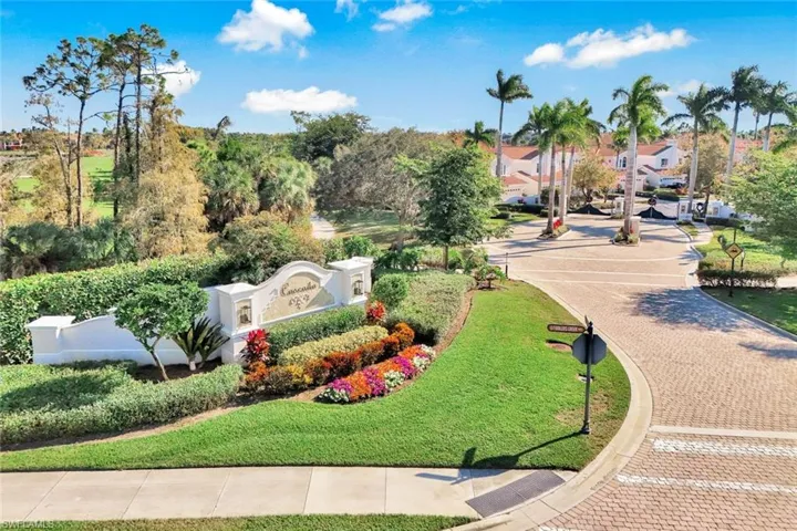 9038  Cascada  WAY, Naples, FL 34114