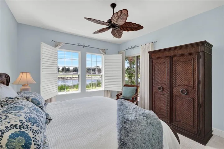 9038  Cascada  WAY, Naples, FL 34114